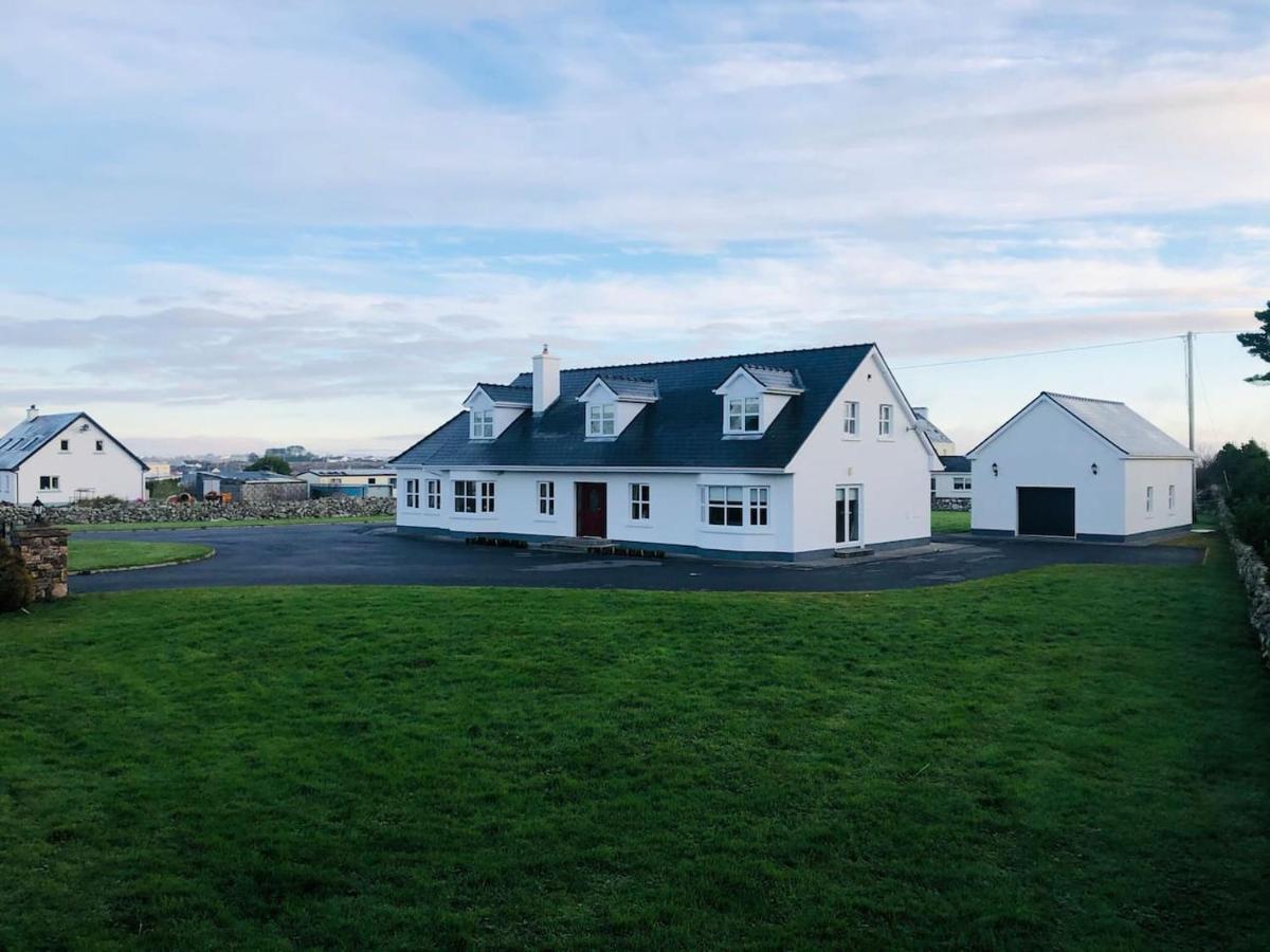 Connemara. 3 Bedroom, 8 Bed, Holiday Home 戈尔韦 外观 照片