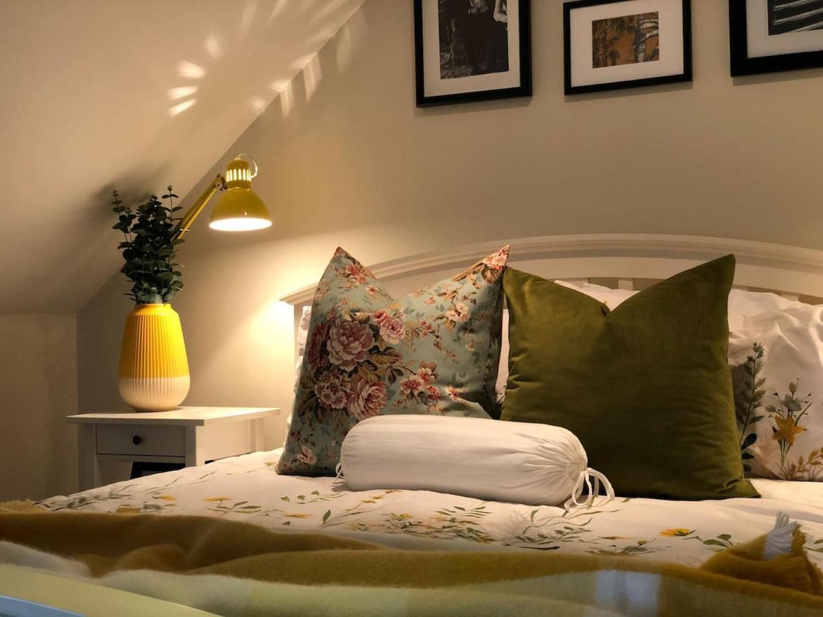 Connemara. 3 Bedroom, 8 Bed, Holiday Home 戈尔韦 外观 照片
