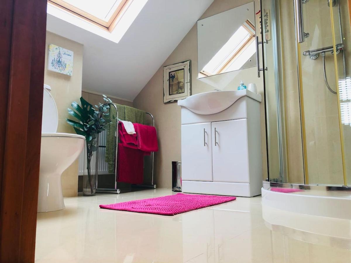 Connemara. 3 Bedroom, 8 Bed, Holiday Home 戈尔韦 外观 照片
